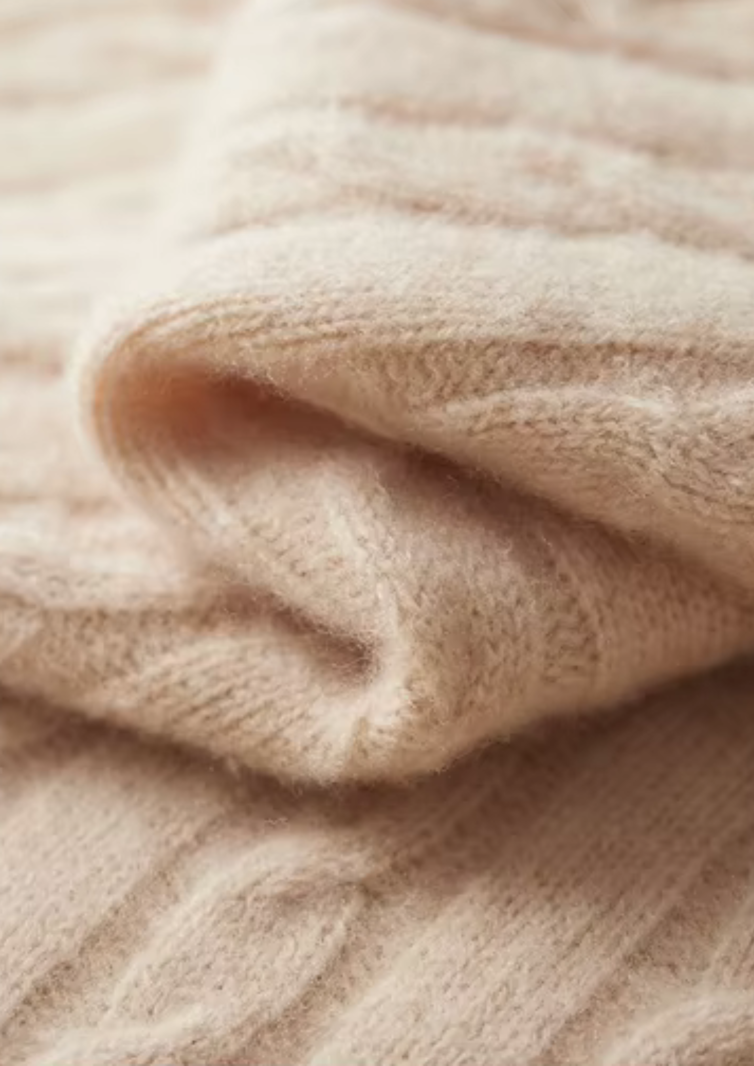 PURE EXTRA-FINE MERINO WOOL CABLE KNIT HENLEY SWEATER