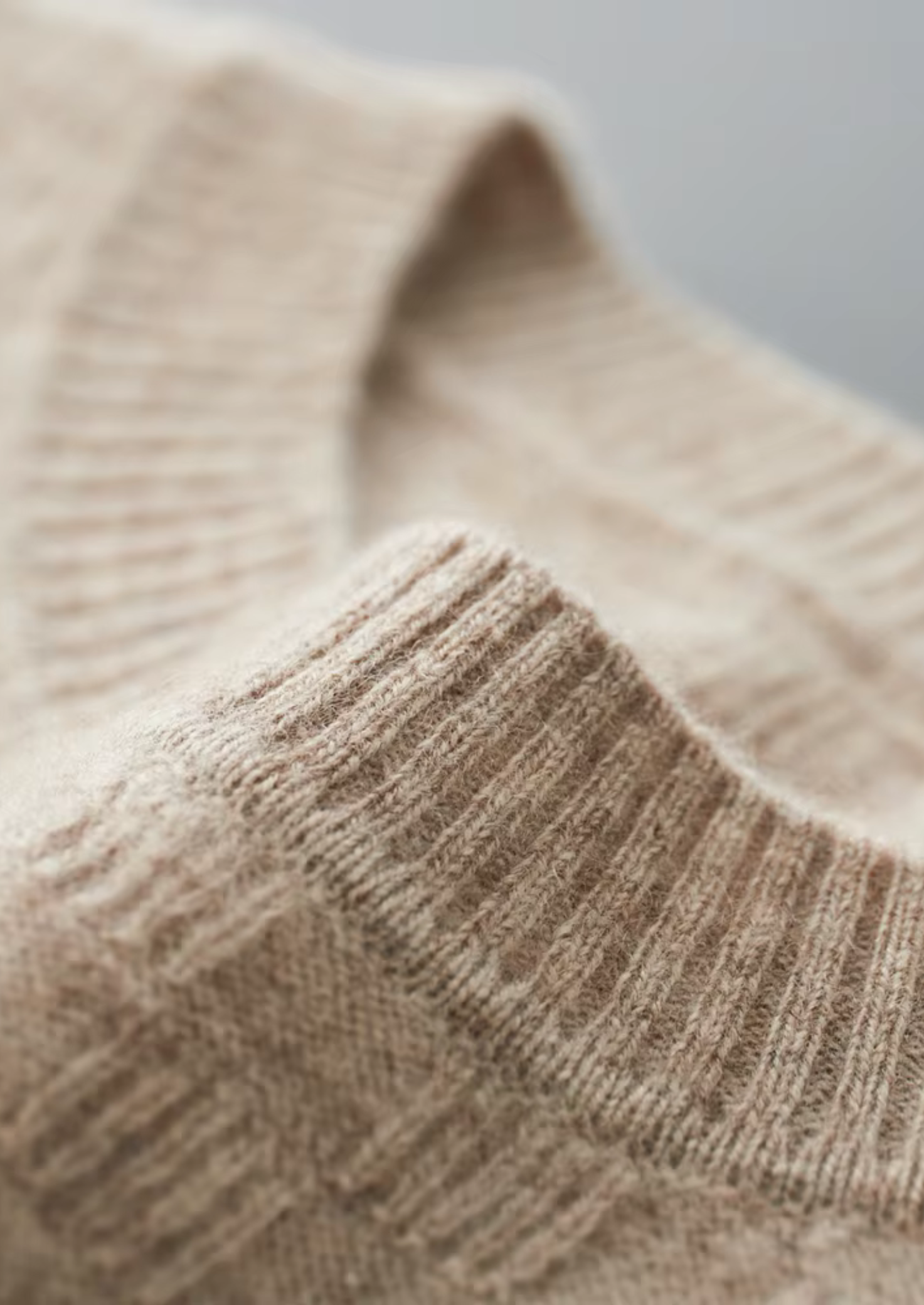 PURE EXTRA-FINE MERINO WOOL TEXTURED CREWNECK